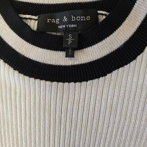 Rag & Bone. Classic. Sleeveless. Size Small.